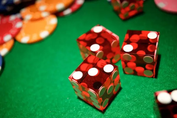 idc Domino QQ hand ranking chart showing all tile combinations and payout odds